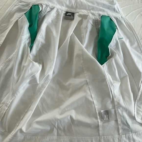 Nike Jacket - Picture 4 of 10